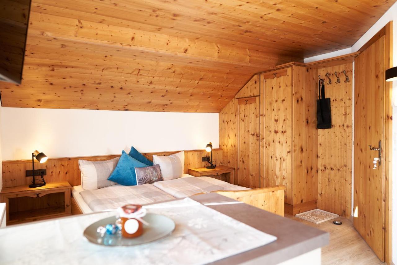 ליוטאש Ferienhaus Tannenblick מראה חיצוני תמונה