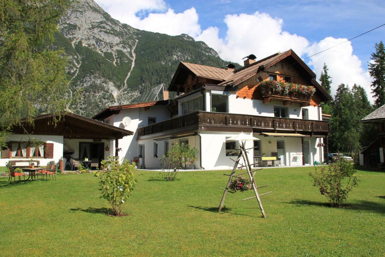 ליוטאש Ferienhaus Tannenblick מראה חיצוני תמונה