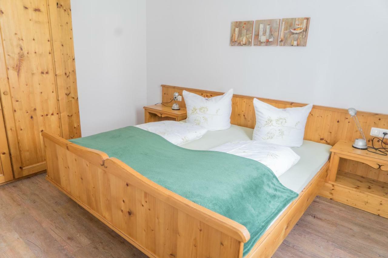 ליוטאש Ferienhaus Tannenblick מראה חיצוני תמונה